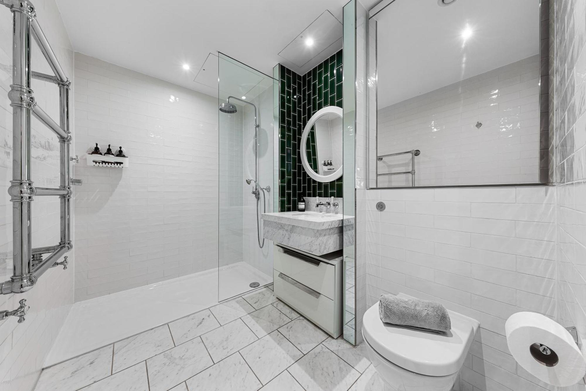River Panorama Central London 2 Bedroom New Development Esterno foto